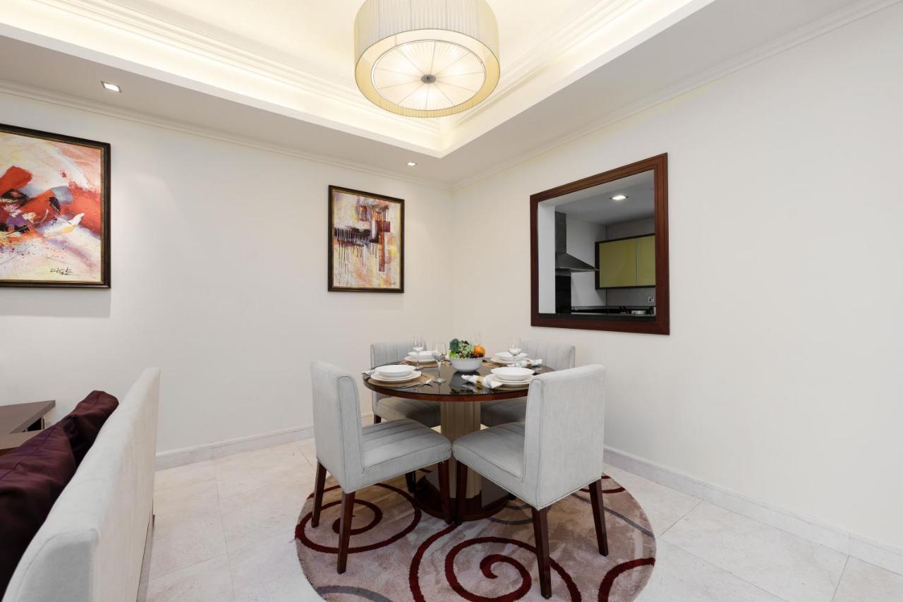 Maison Privee - Charming Apt With Sea View On The Palm Jumeirah Dubai Bagian luar foto