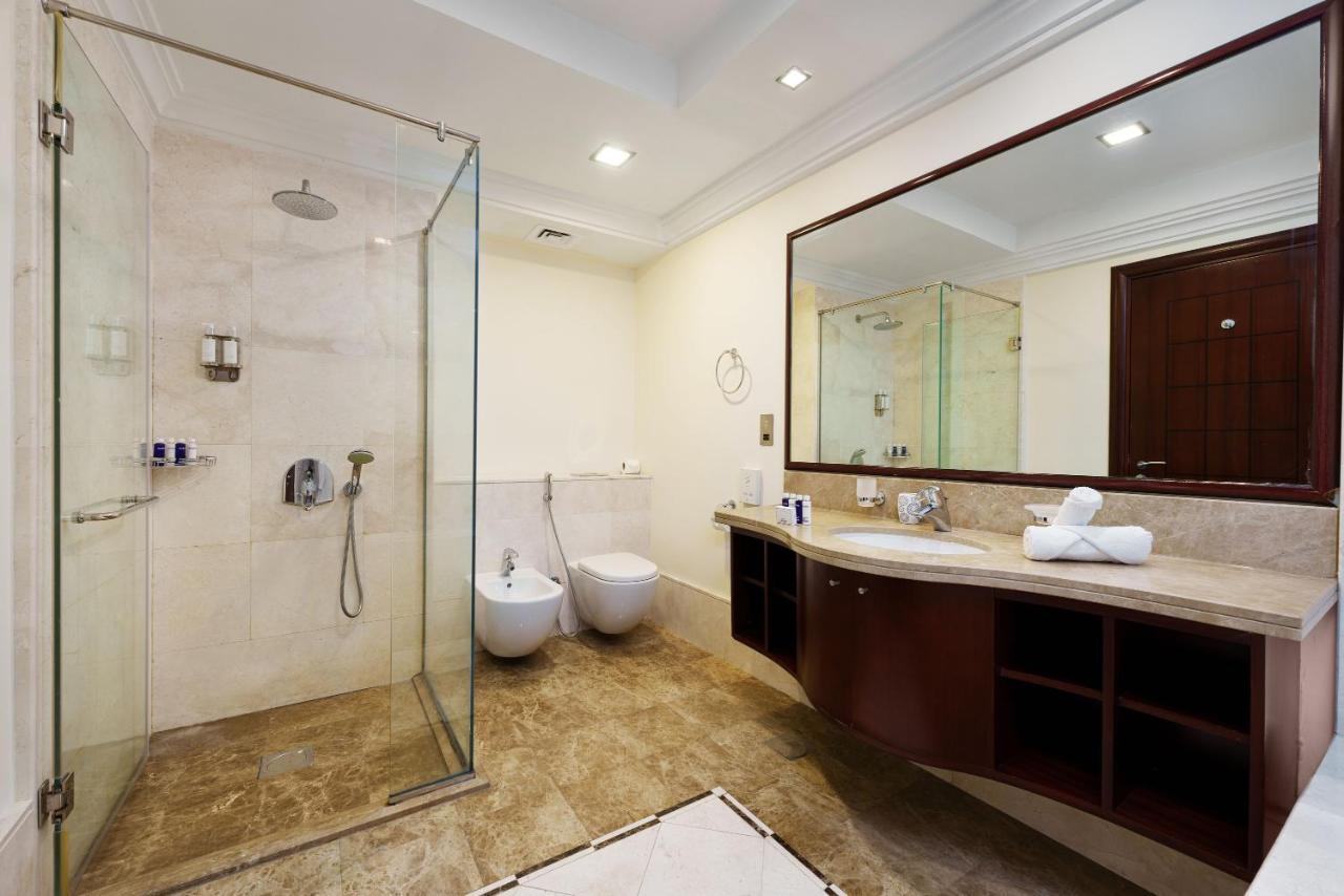 Maison Privee - Charming Apt With Sea View On The Palm Jumeirah Dubai Bagian luar foto