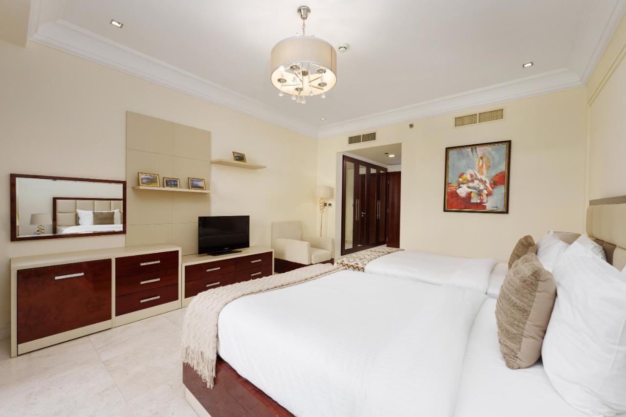 Maison Privee - Charming Apt With Sea View On The Palm Jumeirah Dubai Bagian luar foto
