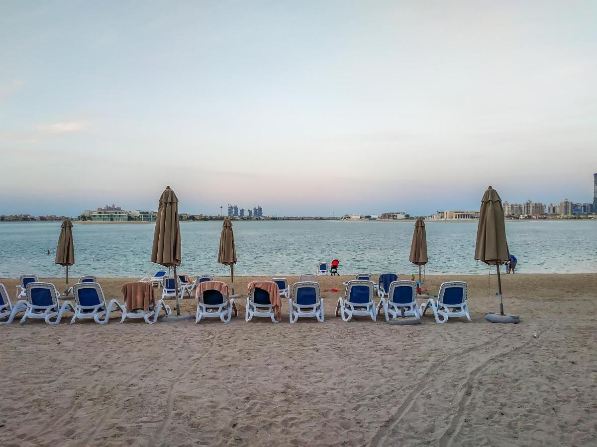Maison Privee - Charming Apt With Sea View On The Palm Jumeirah Dubai Bagian luar foto