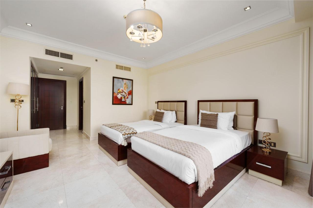 Maison Privee - Charming Apt With Sea View On The Palm Jumeirah Dubai Bagian luar foto